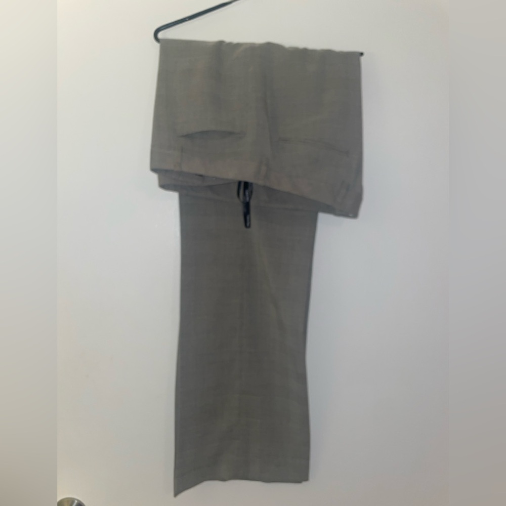 Calvin Klein Classic Gray Suit—Ladies Petite - Picture 4 of 11
